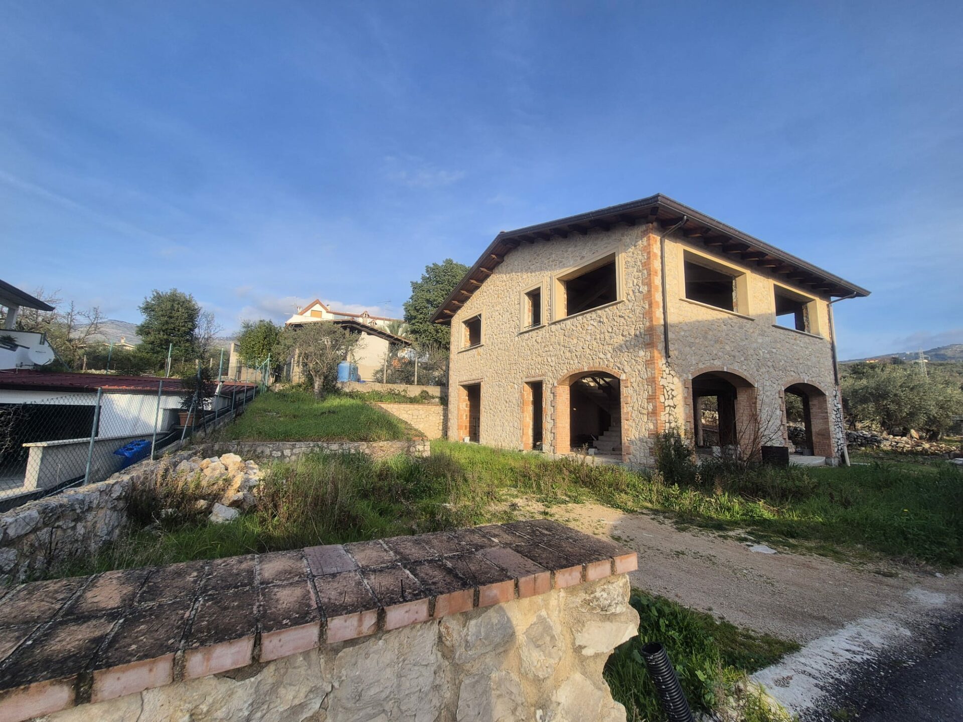 Vendesi Villa – Sonnino Scalo