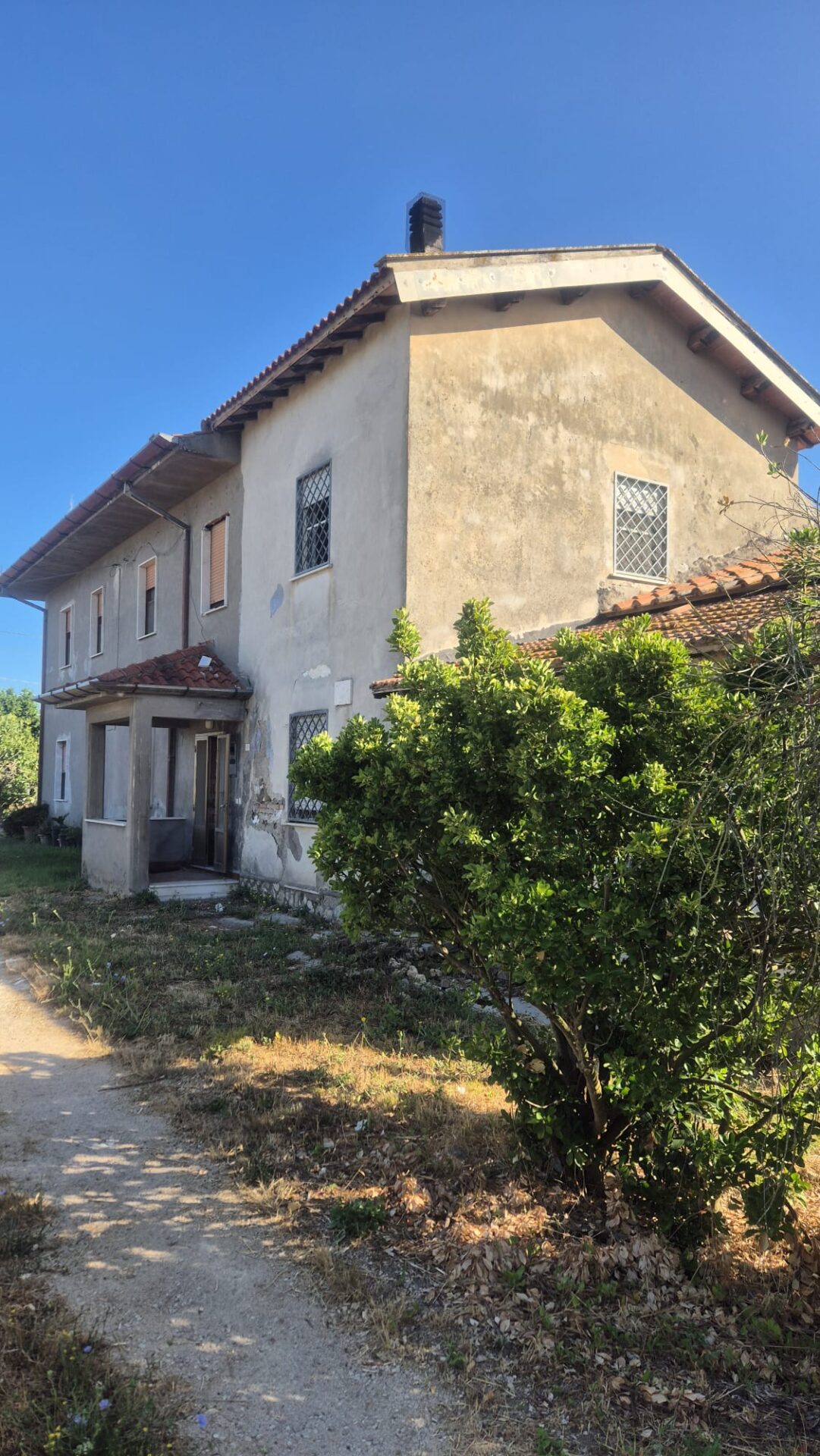 Vendesi Porzione di Podere O.N.C. – Pontinia