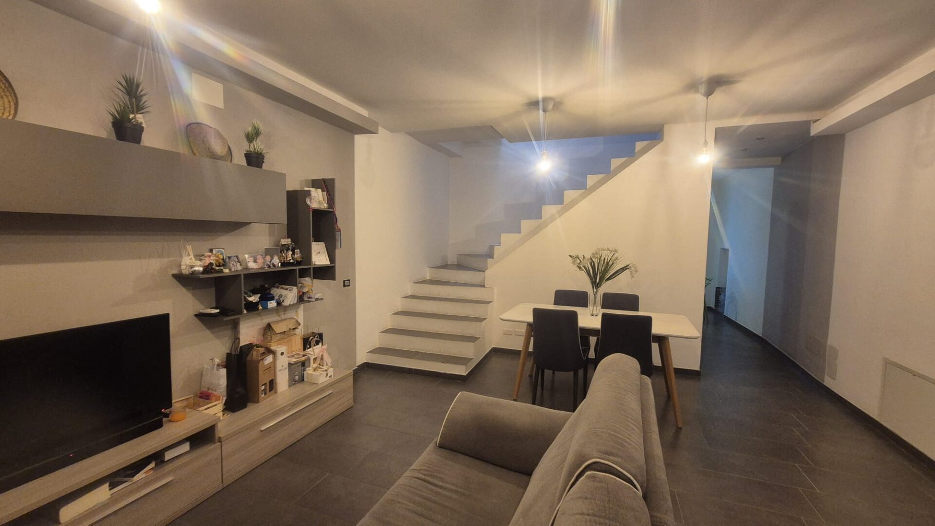 Vendesi Casa Indipendente – Priverno
