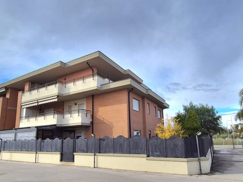 Vendesi appartamento – Pontinia
