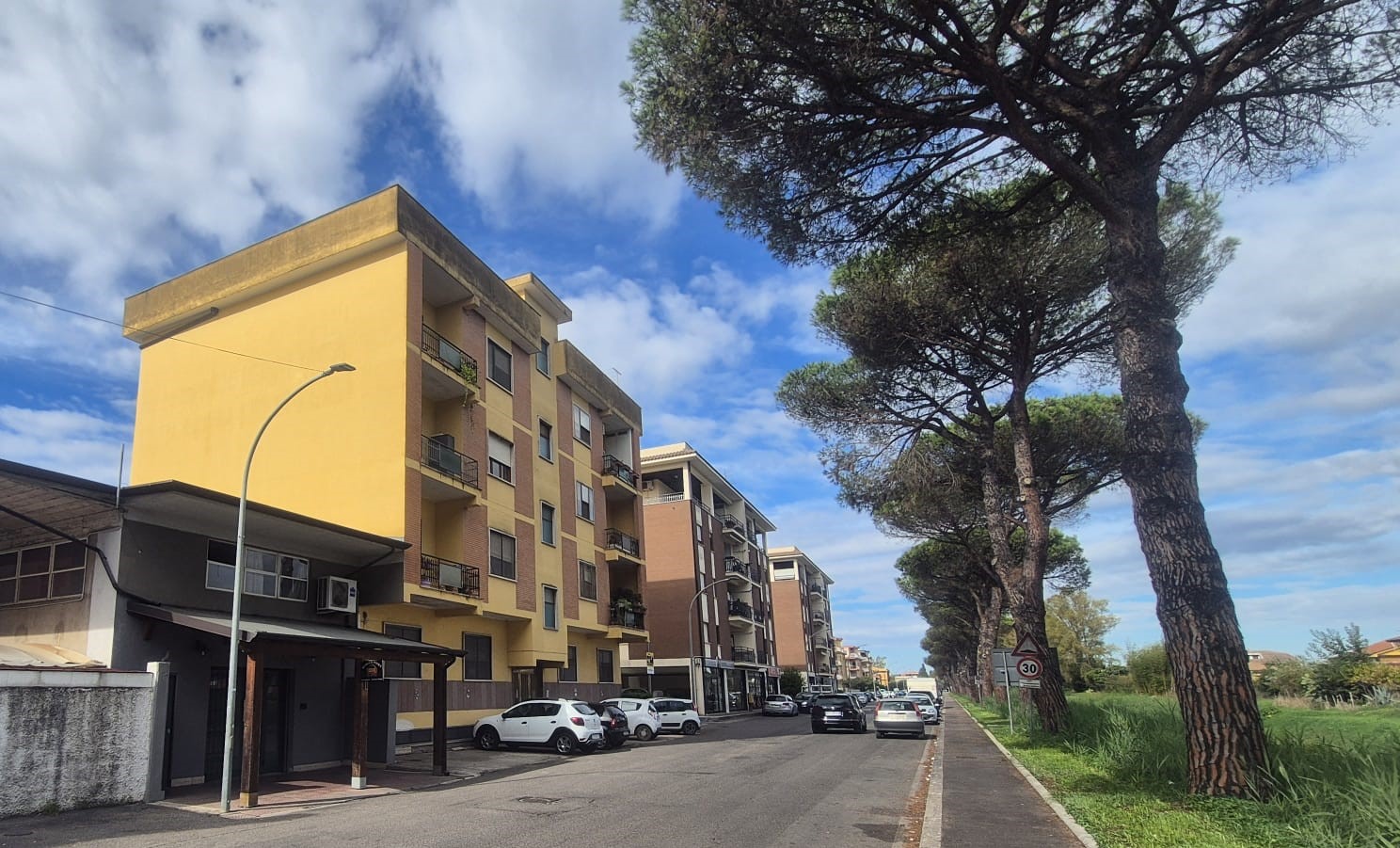 Vendesi appartamento – zona centrale – Pontinia