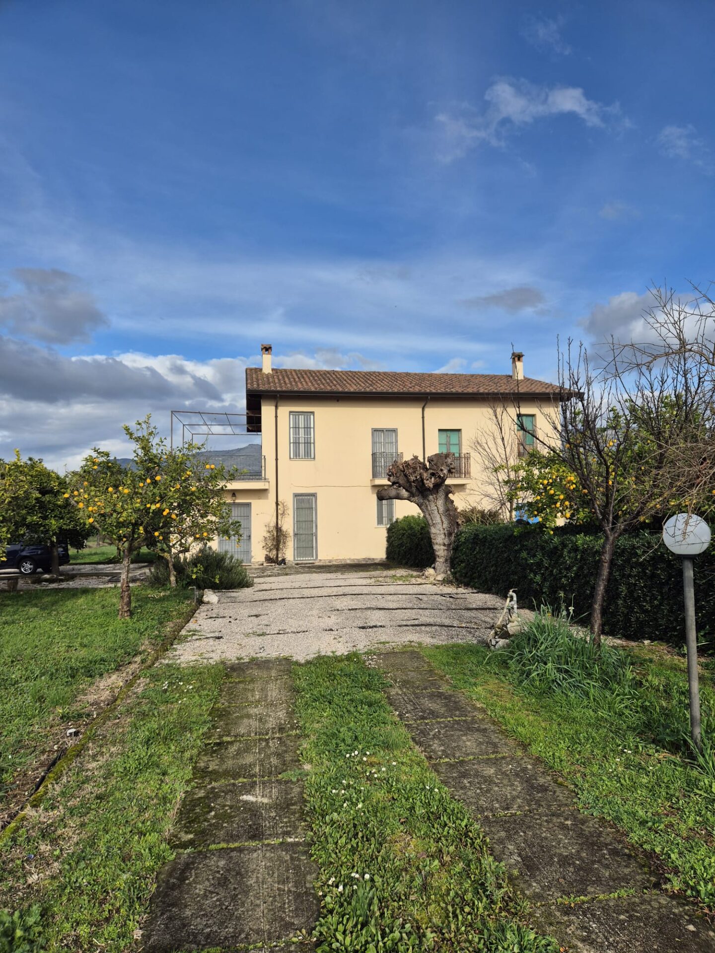 VENDESI CASA INDIPENDENTE – PONTINIA