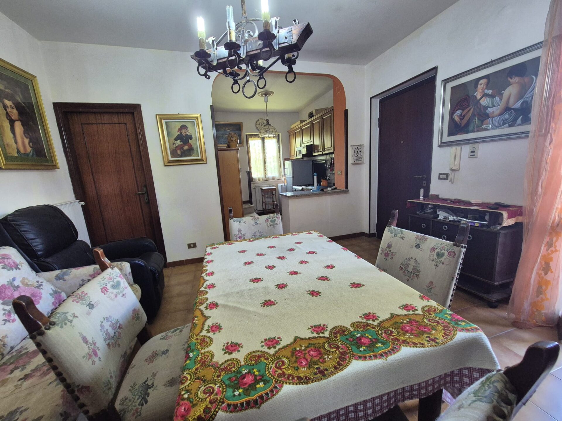 VENDESI PORZIONE DI VILLINO – SABAUDIA