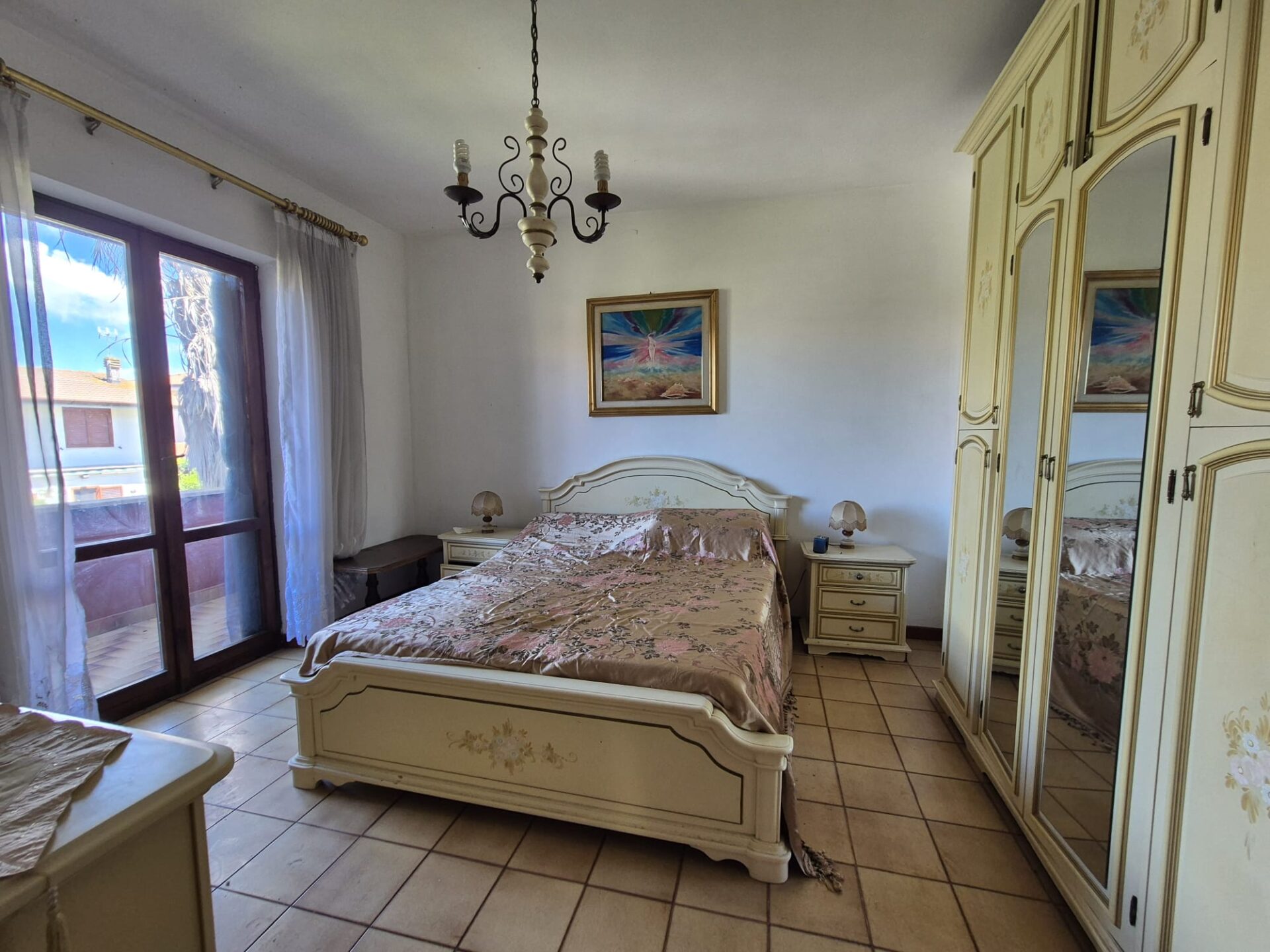 VENDESI PORZIONE DI VILLINO – SABAUDIA