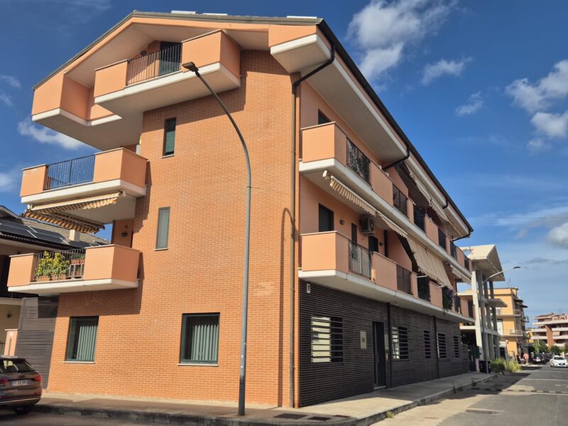 Vendesi Appartamento – zona centrale – Pontinia