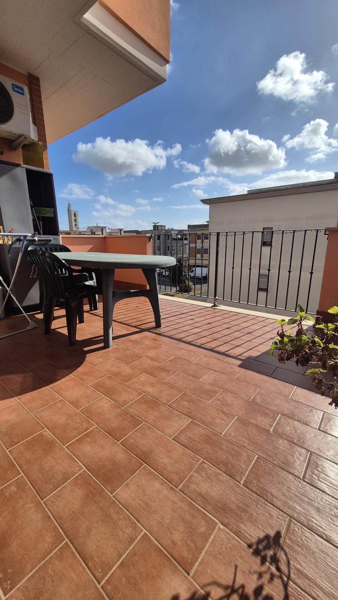 Vendesi Appartamento – zona centrale – Pontinia