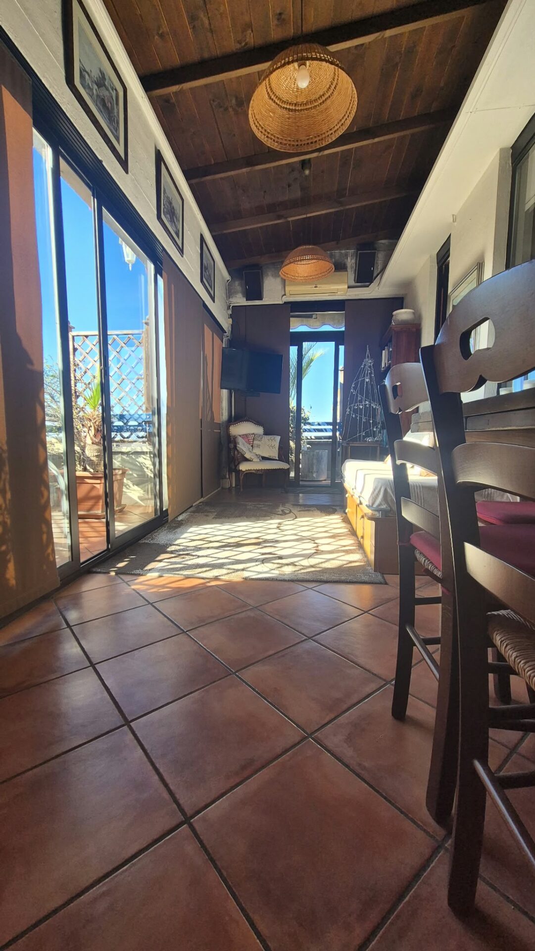 VENDESI ATTICO – LATINA