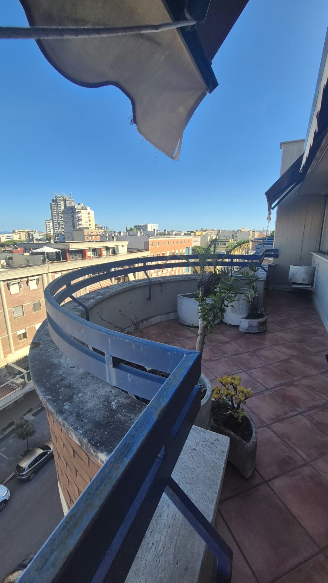 VENDESI ATTICO – LATINA